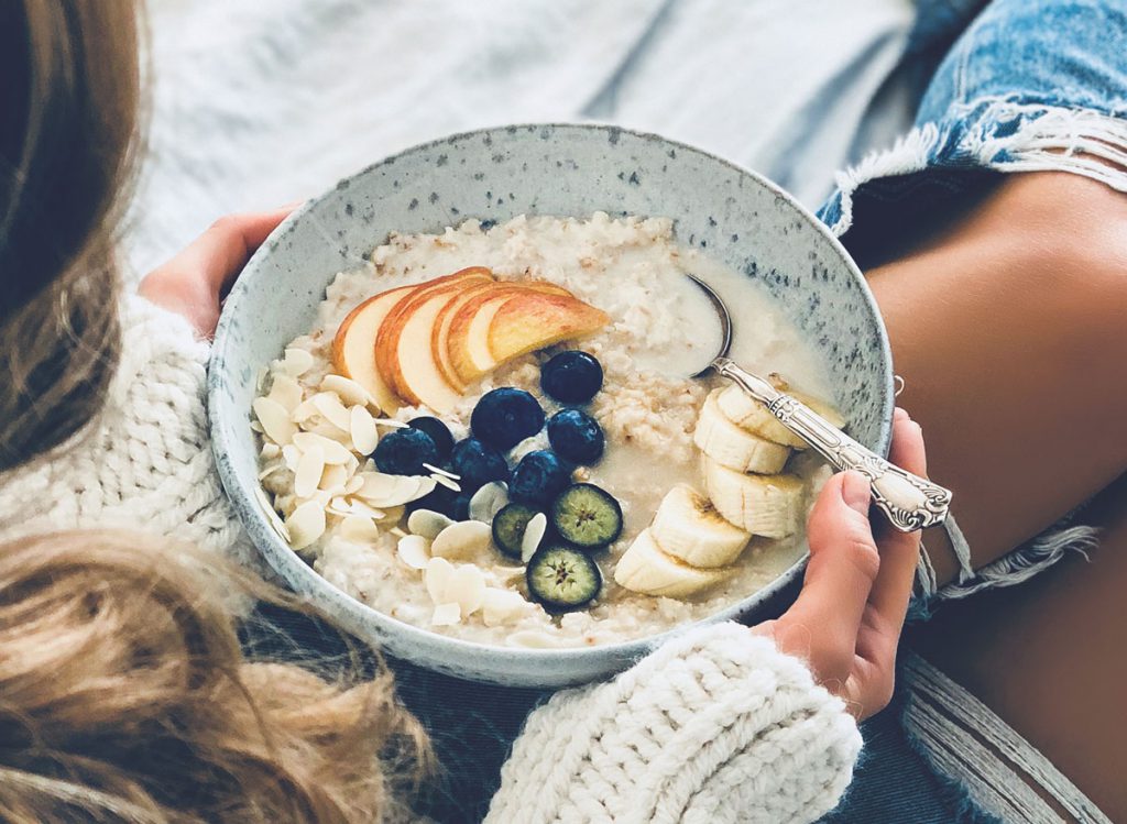 7 Amazing Benefits of Eating Oatmeal