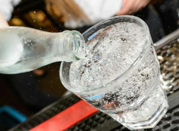 the-difference-between-club-soda-seltzer-and-tonic-water-huffpost