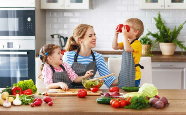 8-easy-steps-to-explain-nutrition-to-your-child