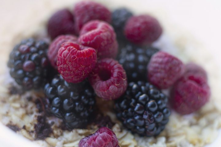6 High Fiber Breakfast Ideas That Keep You Full Until Lunch